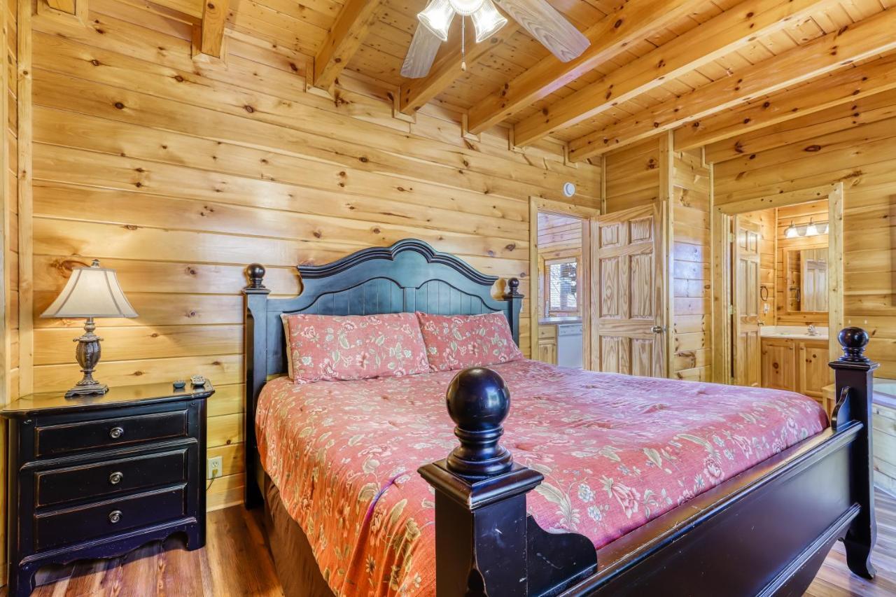 Hunters Hideaway Villa Pigeon Forge Exterior photo
